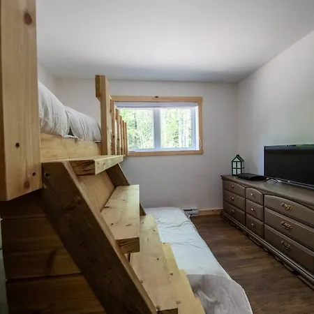 Chalet Deschamps- Spa- Chien Accepte- Nature- Estrie Mansonville Exterior photo